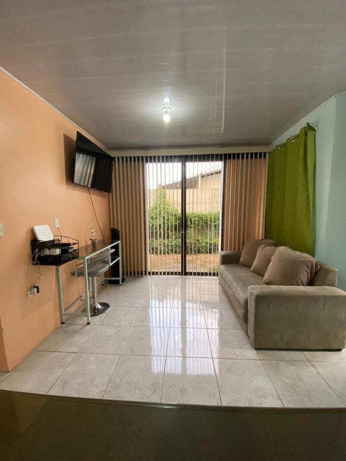 Villa Jordi'S House La Fortuna Esterno foto